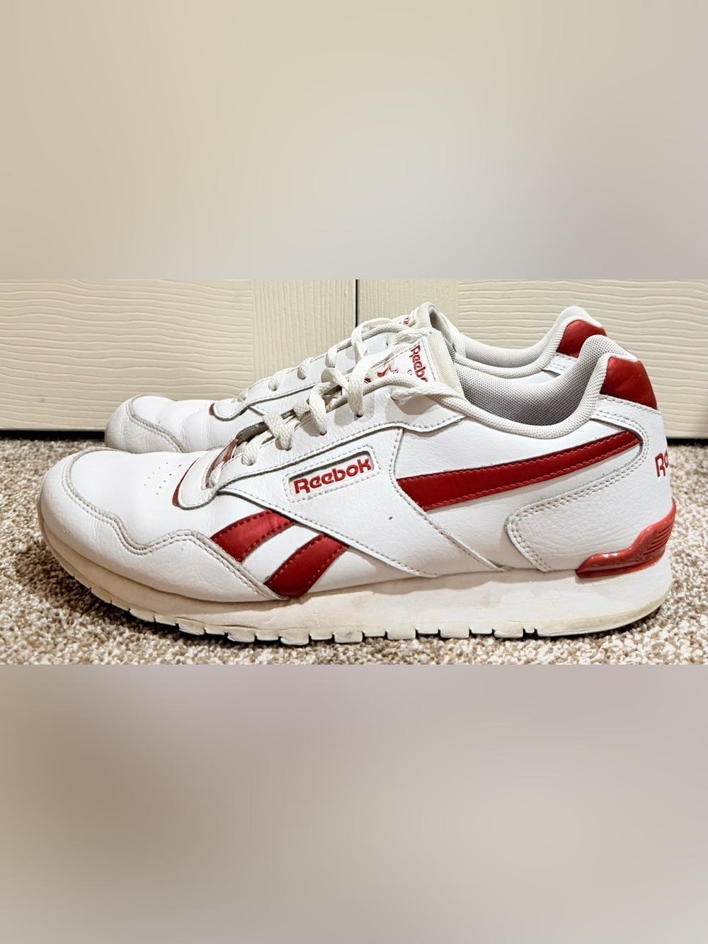Reebok Shoes Mens Size 11.5 White Chalk Mars Red Athletic Retro Sneakers DV8135